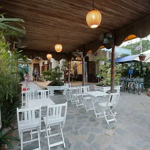 Mango Garden בית אירוח הוי אן