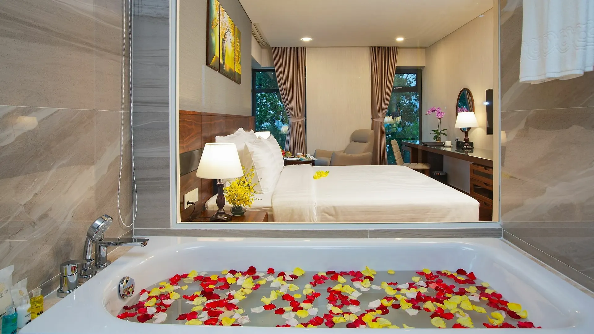 הו צ'י מין סיטי Orchids Saigon Hotel
